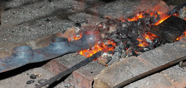 Blacksmith forged iron traditional hammer beating — Stock Photo, Image