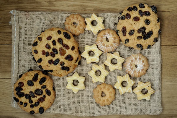 Galletas con fondo de madera . —  Fotos de Stock