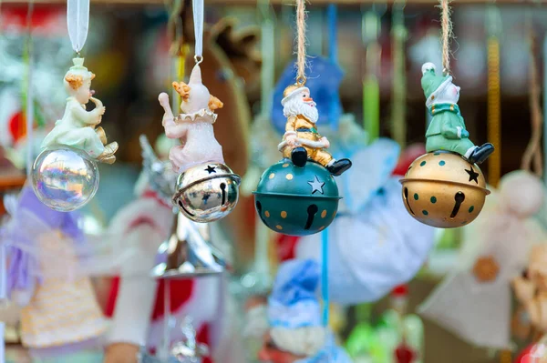 Dekoratives Spielzeug Mit Stadtsymbolen Das Auf Dem Lemberger Weihnachtsmarkt Vor — Stockfoto