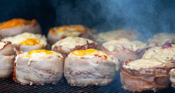 Cooking Meatballs Covered Bacon Grill Barbecue — Stock Photo, Image