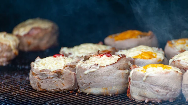 Cooking Meatballs Covered Bacon Grill Barbecue — Stock Photo, Image