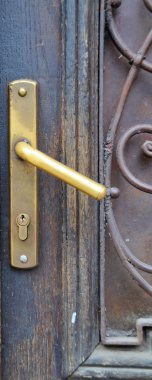 Ahşap kapılar üzerinde demir doorhandle