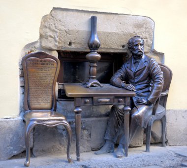 Lviv, Ukrayna - Şubat 05: Ermenistan street, açık anıt dev