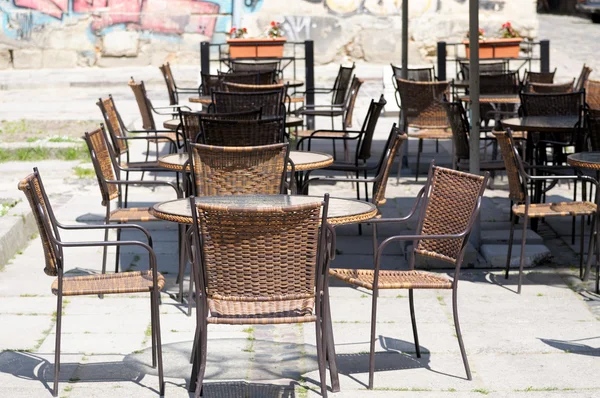 Tisch auf der Terrasse des Restaurants — Stockfoto