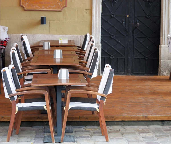 Table on the terrace of the restaurant — Stock Photo, Image