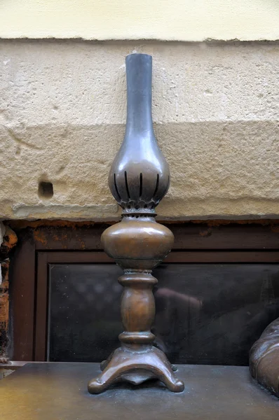 Lampă de kerosen din alamă . — Fotografie, imagine de stoc