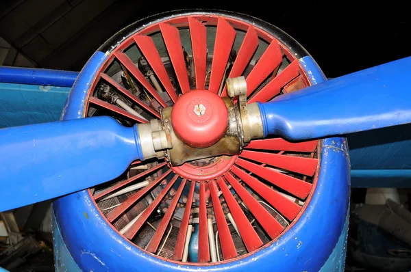 Engine of old airplane — Stock Photo, Image