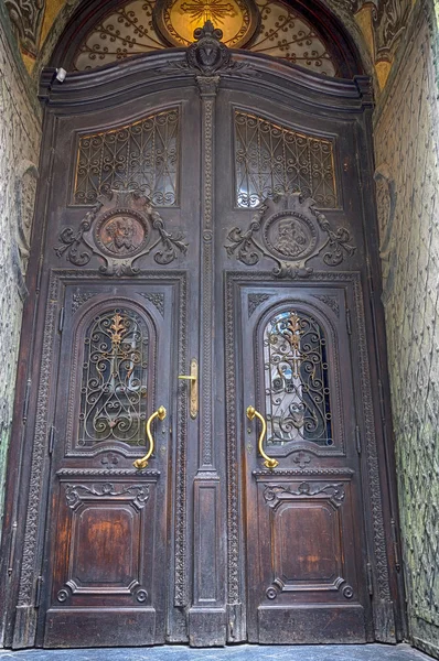 Стара двері . — стокове фото