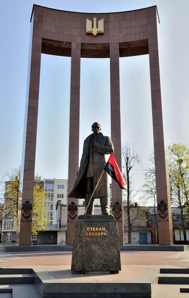 LVIV, UKRAINE - April 16, 2015 : Leader of Ukrainian national mo — Stock Photo, Image