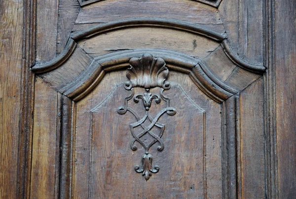 Detail oude gate - hoofdingang van het "huis van wetenschappers" in — Stockfoto