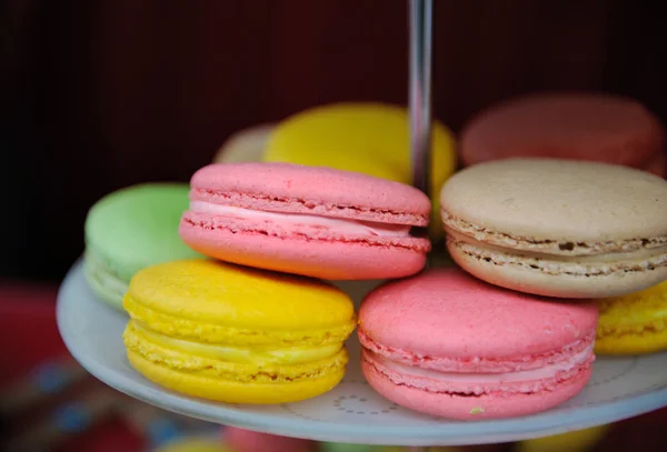 Colorful fresh makarons Cake — Stock Photo, Image