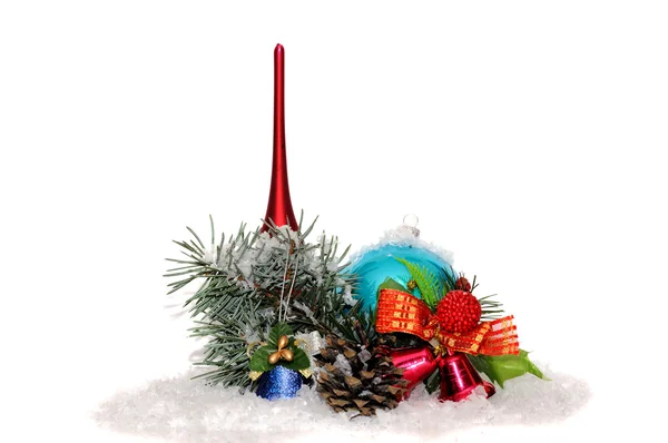 Composizione delle decorazioni natalizie isolate su bianco — Foto Stock