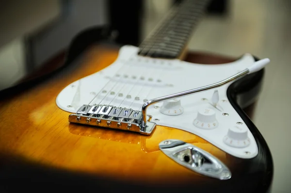 Guitarra elétrica de perto — Fotografia de Stock