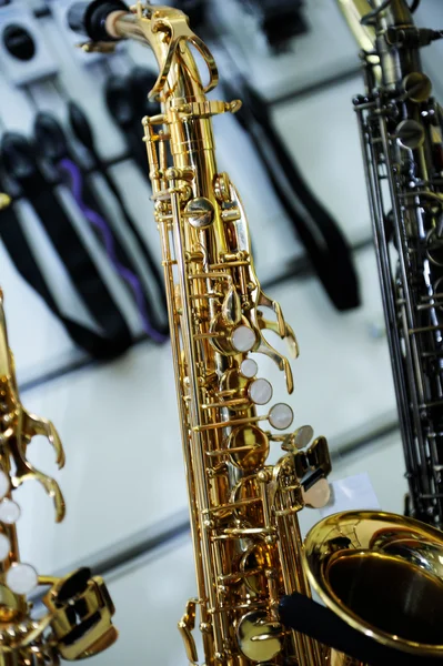 Partie d'un saxophone en gros plan — Photo