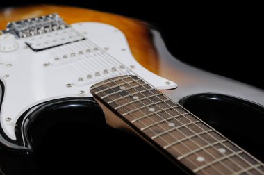 elektro gitar karanlık izole