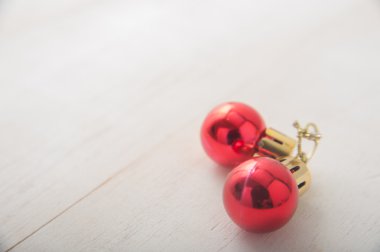 Dekoratif kırmızı topları