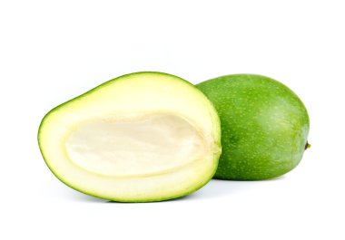 Mango beyaz zemin üzerine ekşi.