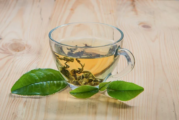 お茶とお茶の葉. — ストック写真