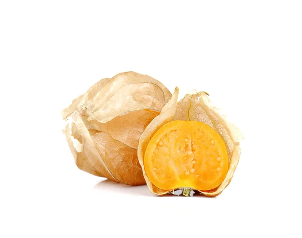 Frutos de Physalis isolados sobre fundo branco . — Fotografia de Stock