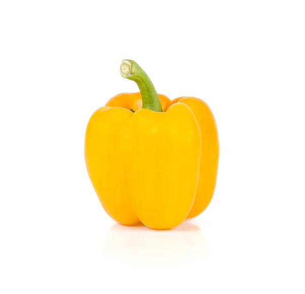 Γλυκιά πιπεριά, κίτρινη πιπεριά σε άσπρο φόντο. — Φωτογραφία Αρχείου