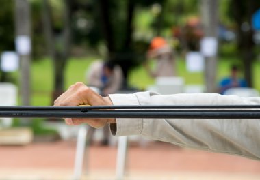 Teknisyenler optik fiber yüklemekte olduğunuz.