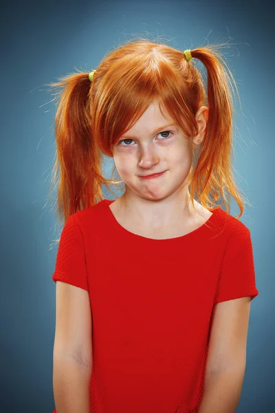 Belo retrato de uma menina feliz sorrindo — Fotografia de Stock