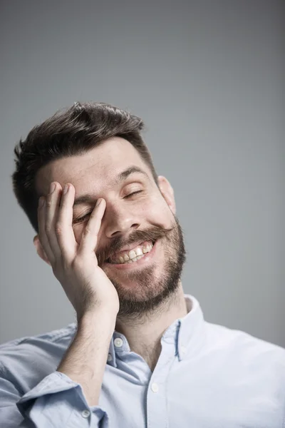 Den unge glada mannen — Stockfoto