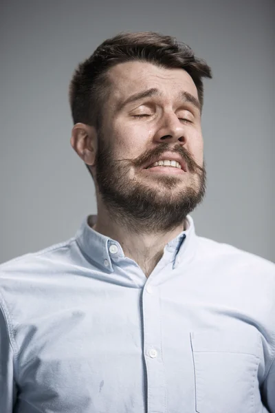 Yüz closeup gözyaşı ile ağlayan adam — Stok fotoğraf