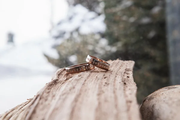 The wedding rings close up — Stock Photo, Image