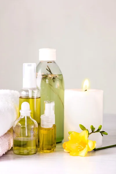 Ambiente Spa con olio aromatico, stile vintage — Foto Stock