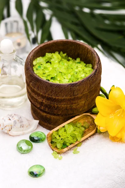 Ajuste spa con aceite aromático, estilo vintage — Foto de Stock