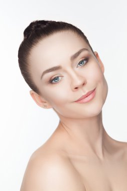Güzel kız yüzü. Mükemmel cilt