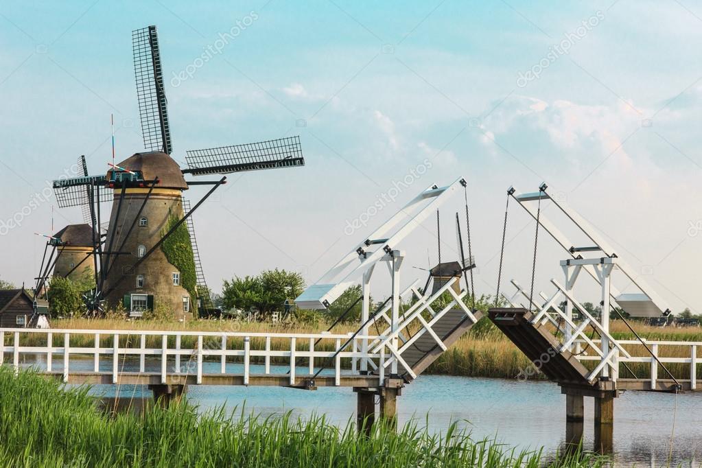 Imágenes: molinos de viento holandeses | hermosa tradicionales molinos