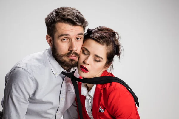 L'homme et la femme d'affaires fatigués — Photo