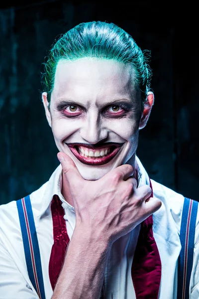 Sangrento tema de Halloween: cara de coringa louco — Fotografia de Stock