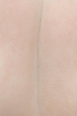 Stüdyo arka planında izole edilmiş güzel albino kadın portresi. Güzellik, moda, cilt bakımı, kozmetik konsepti. Ayrıntılar.