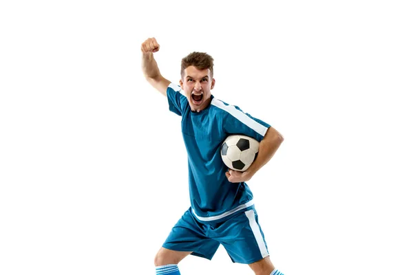 Emozioni divertenti di calciatore professionista isolato su sfondo bianco studio, eccitazione nel gioco — Foto Stock