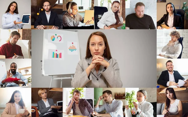 Zobrazení aplikace na obrazovce různých zaměstnanců mají pracovní webovou konferenci pomocí moderní platformy, usmívající se kolegové — Stock fotografie