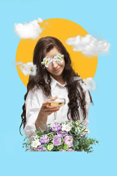 Współczesny kolaż artystyczny, nowoczesny design. Zabawowy nastrój. Kobieta podająca szampana, koktajl alkoholowy, otoczona kwiatami i chmurami — Zdjęcie stockowe
