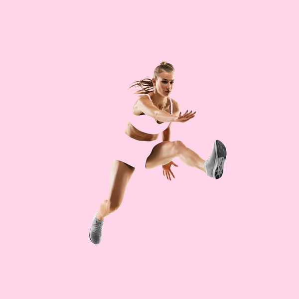 Modern design, hedendaagse kunst collage. Inspiratie, idee, trendy tijdschriftstijl. Sport. Professionele vrouwelijke loper, jogger op roze achtergrond. — Stockfoto