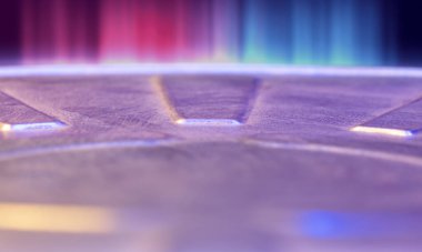 Aygıtlarınızın ekranı için mistik arka planlar. Sentetik dalga ve retro dalga, buhar dalgası fütüristik estetik. Parlak neon tarzı. Duvar kağıdı, arkaplan.