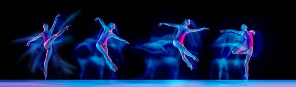 Desenvolvimento de movimentos de uma bela bailarina dançando isolado no fundo escuro na luz de néon mista. Conceito de arte, teatro, beleza e criatividade — Fotografia de Stock