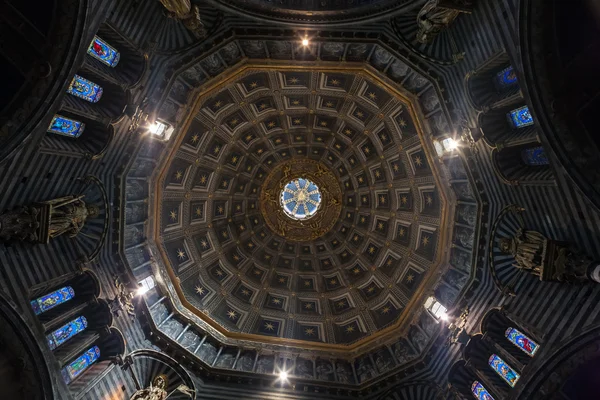 Dome of the Church from inside — Stock Photo, Image
