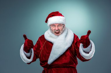 mutlu, gülümseyen Noel Baba.