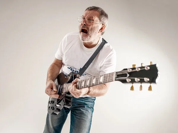 Retrato de um guitarrista — Fotografia de Stock