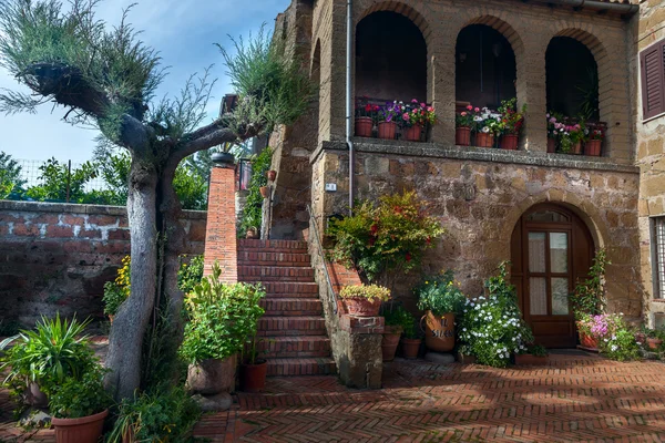 Patio Italiano Antiguo Pueblo Pitigliano Toscana Italia Europa —  Fotos de Stock