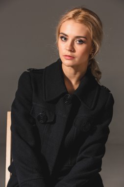 güzel sarışın kadın