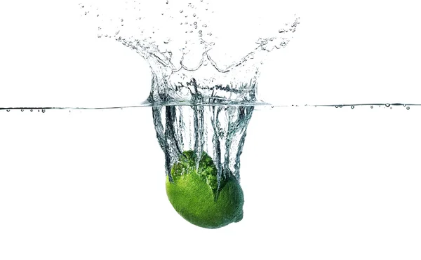 Düşen suya limon — Stok fotoğraf
