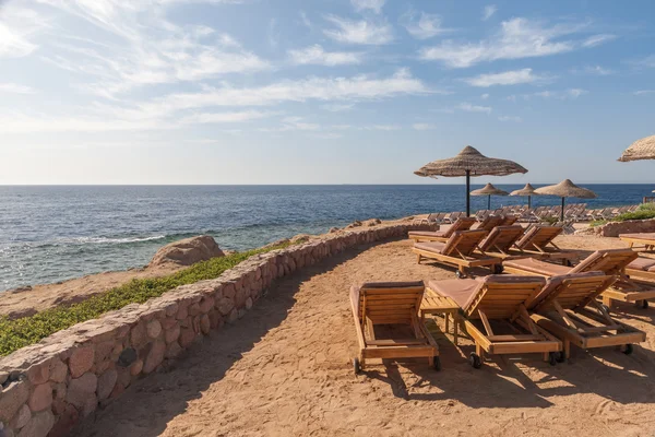 Beach at the luxury hotel, Sharm el Sheikh, Egypt — Stock Photo, Image