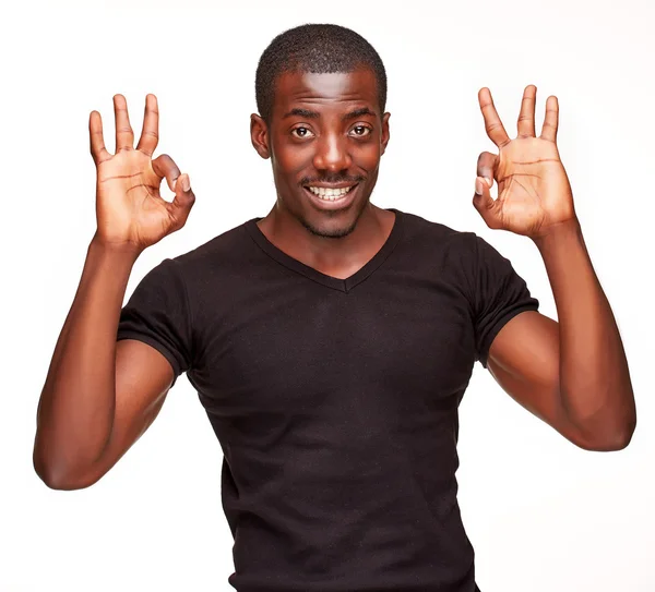 Retrato de guapo joven africano negro sonriente hombre — Foto de Stock